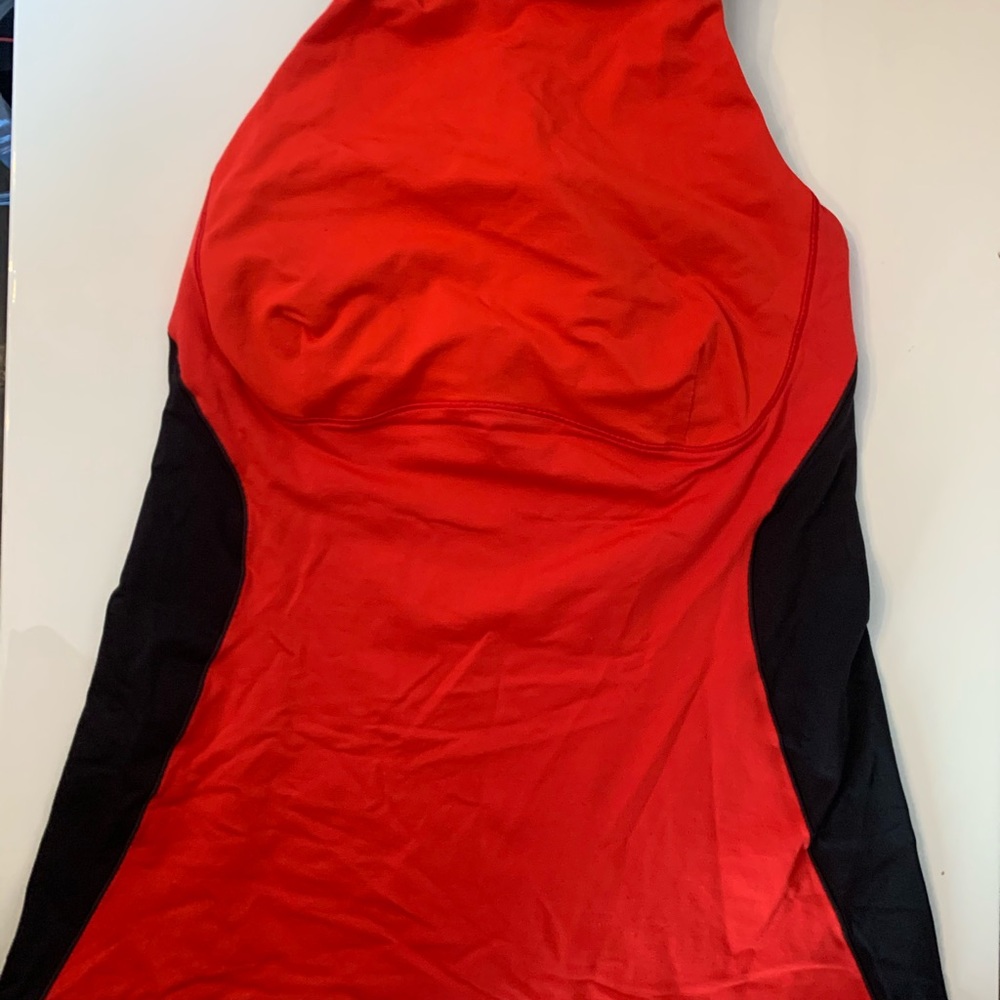 Lululemon Sports Tank 4/6